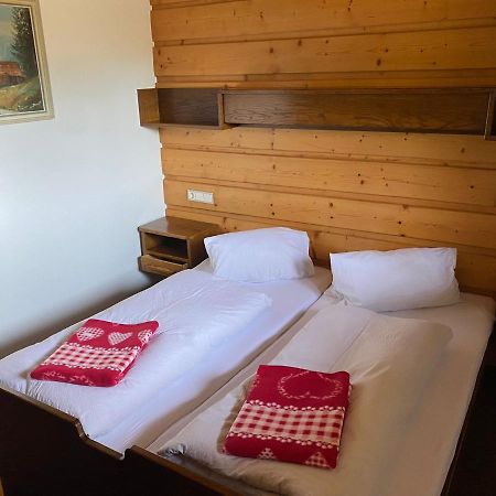 Appartement Latschen - Ferienhaus Bad Kleinkirchheim Buitenkant foto