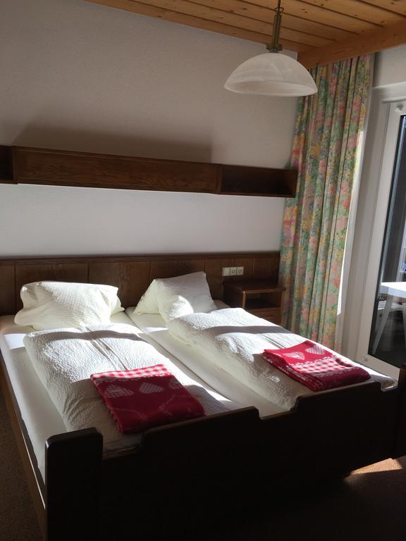Appartement Latschen - Ferienhaus Bad Kleinkirchheim Buitenkant foto